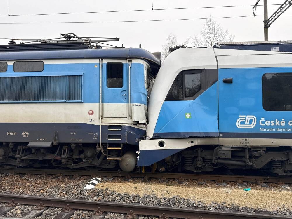 Train Collision in Czech Republic: 42 Injured